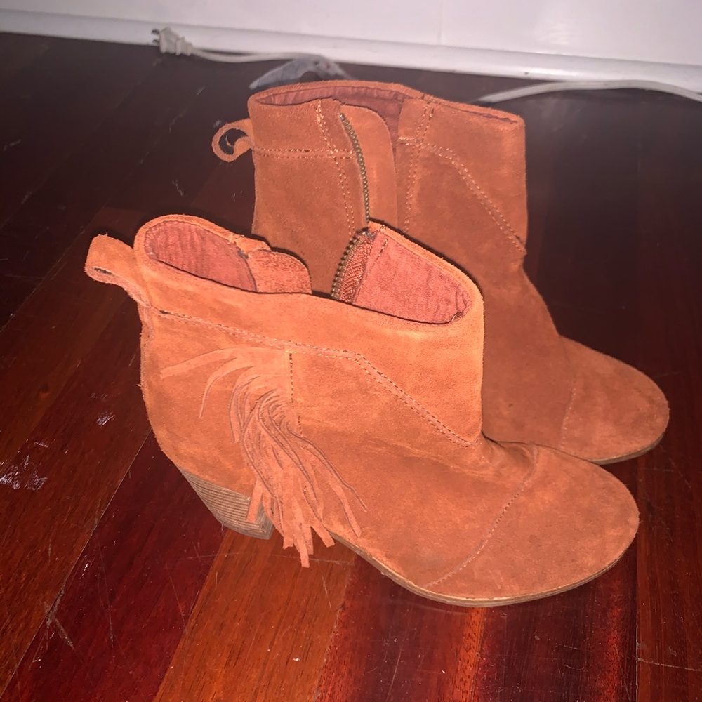 nice toms brown shoes